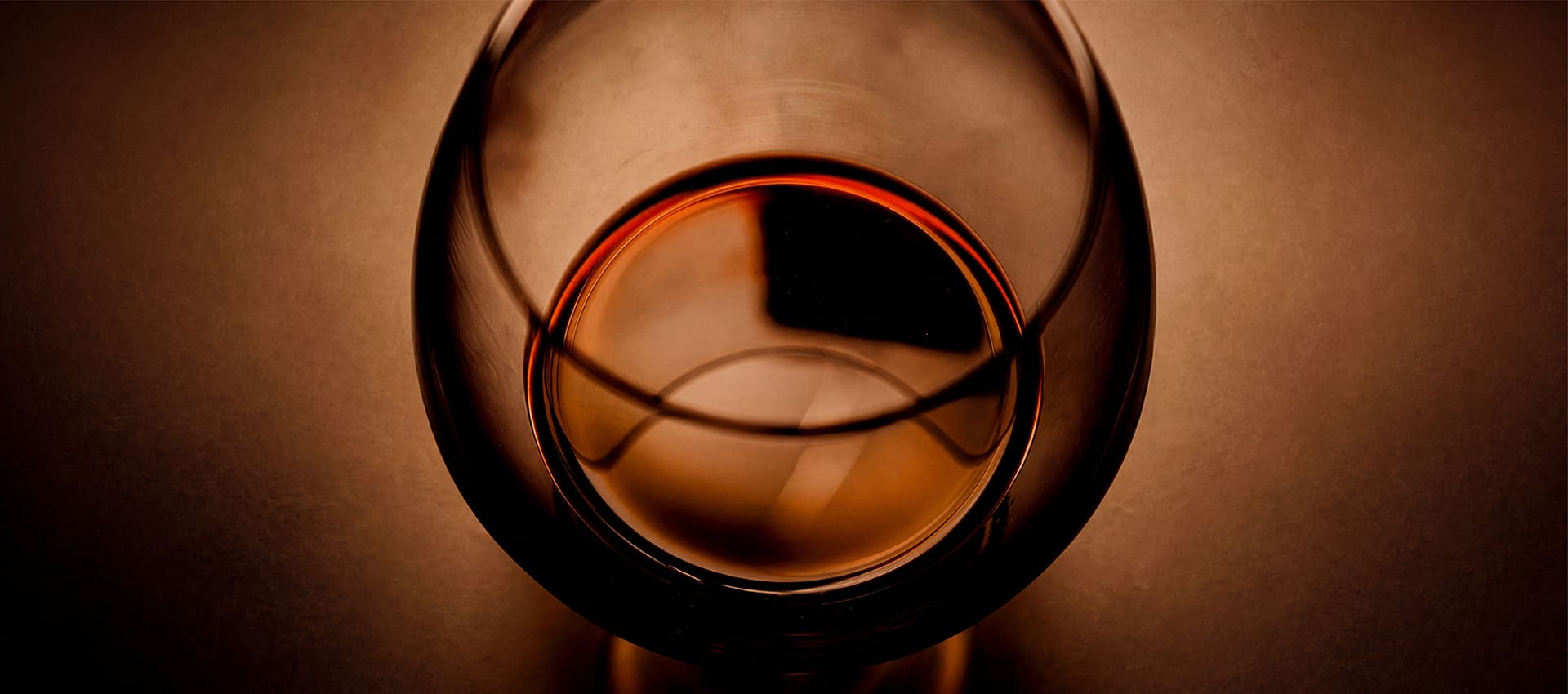 Первый открытый Кубок сомелье «Севастополь» и Салон вин в «Кубе»