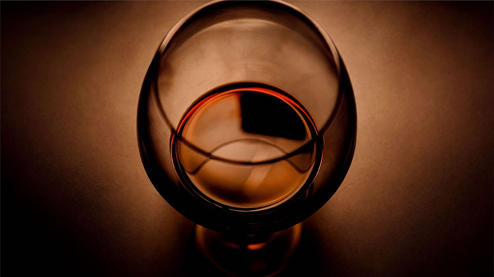 Первый открытый Кубок сомелье «Севастополь» и Салон вин в «Кубе»