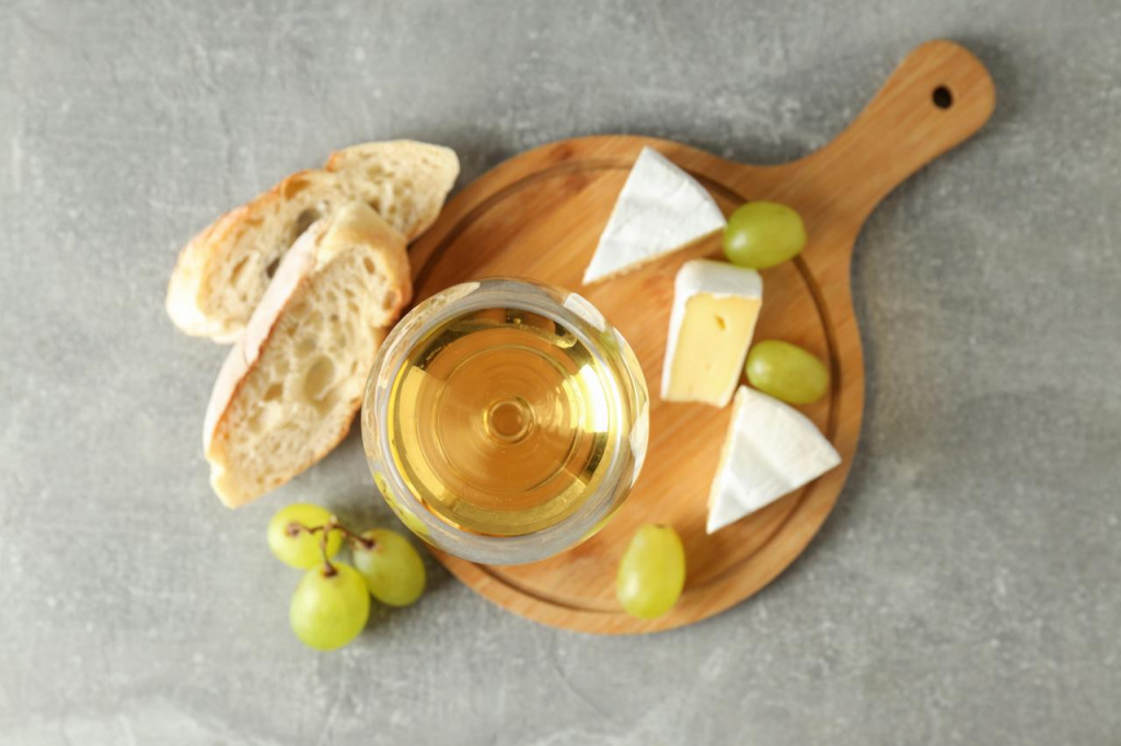 Шардоне (Chardonnay) - производство и вкусовые особенности сухих и полусладких вин из Шардоне