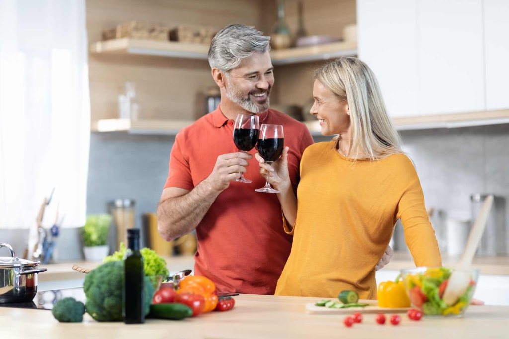 happy-middle-aged-couple-cooking-drinking-red-wine-kitchen (1).jpg happy-middle-aged-couple-cooking-drinking-red-wine-kitchen (1).jpg